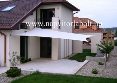 fullgarden napvitorla